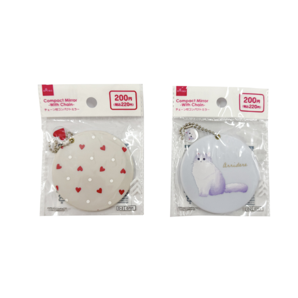 Compact Mirror with Chain
