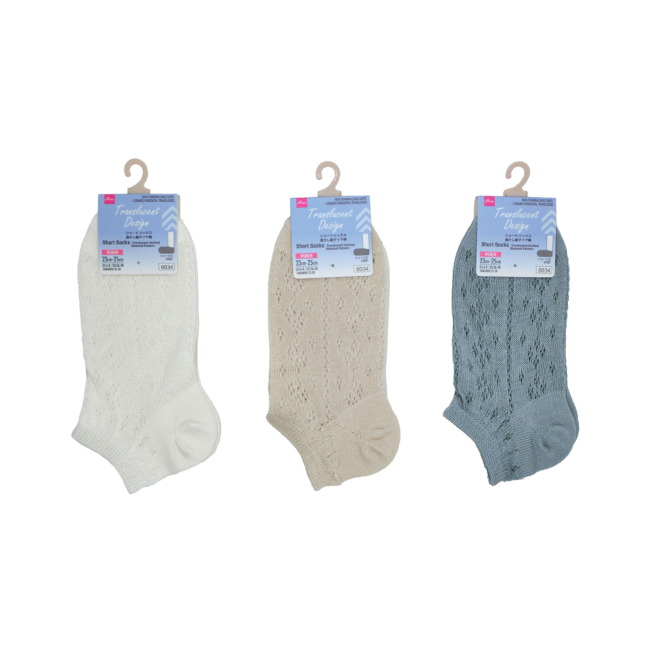Short Socks Translucent Vertical Diamond Pattern