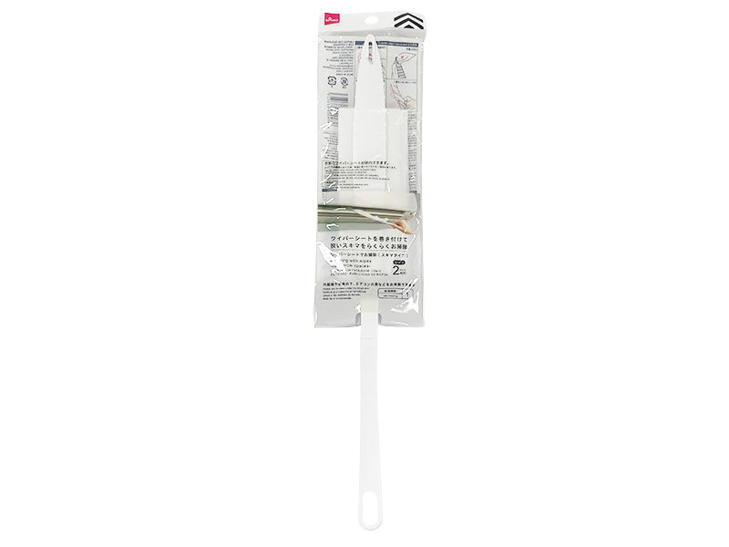 Cleaning with Wipes for Narrow Spaces