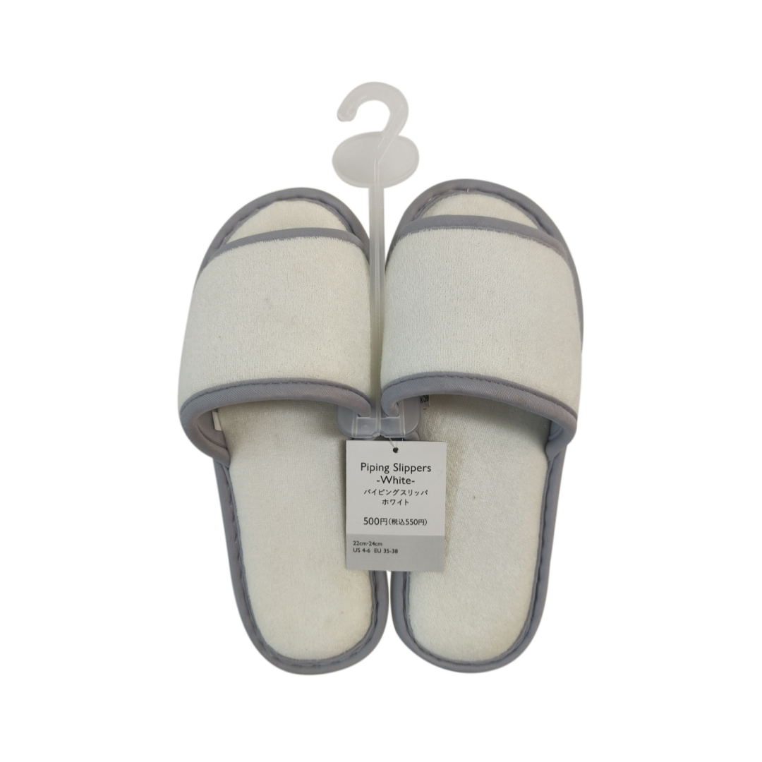 Piping Slippers White